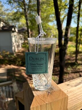 Dublin Clear Glass Tumbler 21 Oz. Sipper Reusable Glass Straw & Acrylic Lid
